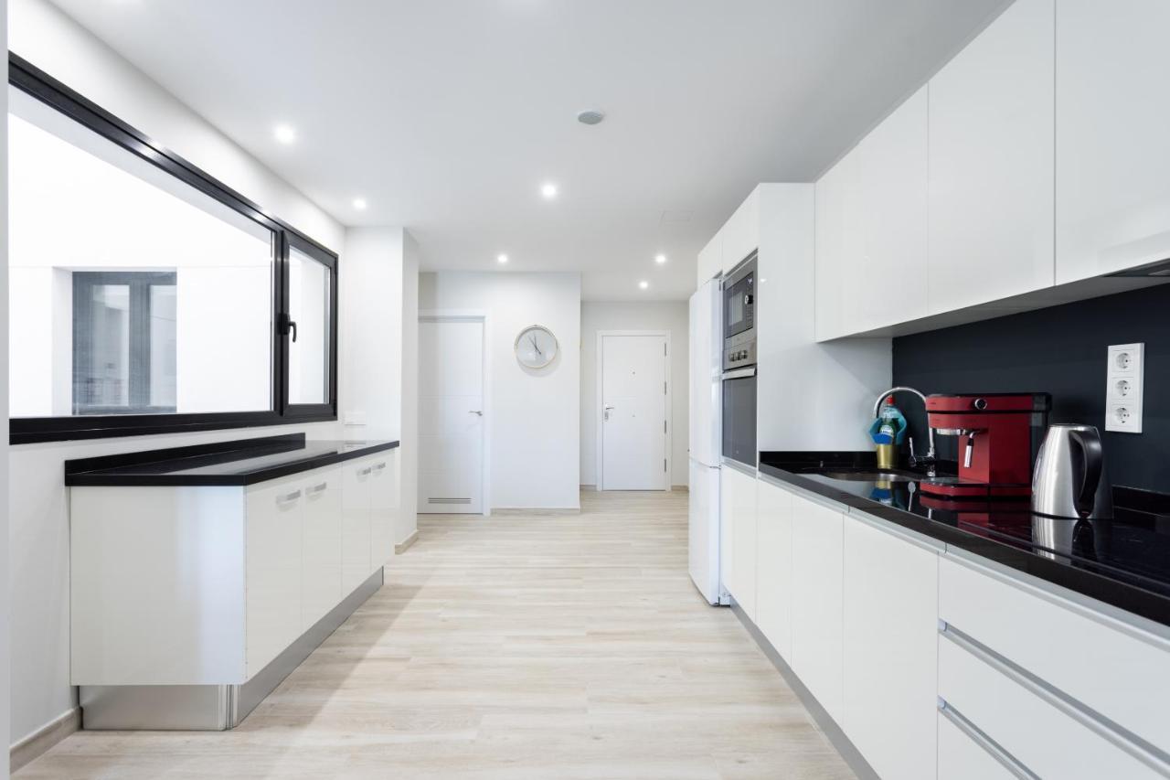 New 140M2 Loft-Style Flat At Town Heart, 3 Beaches Close Casa Leon El Médano Exteriör bild