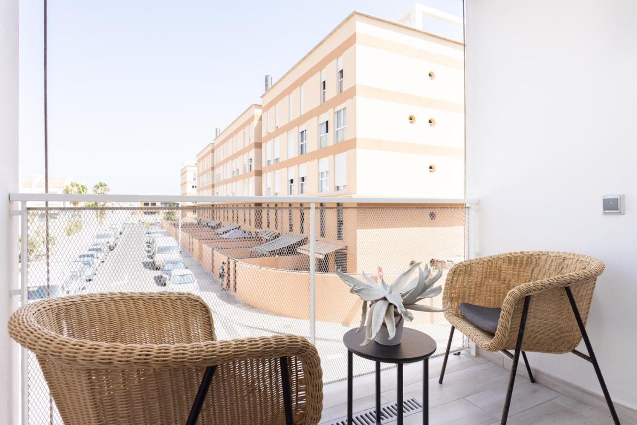 New 140M2 Loft-Style Flat At Town Heart, 3 Beaches Close Casa Leon El Médano Exteriör bild