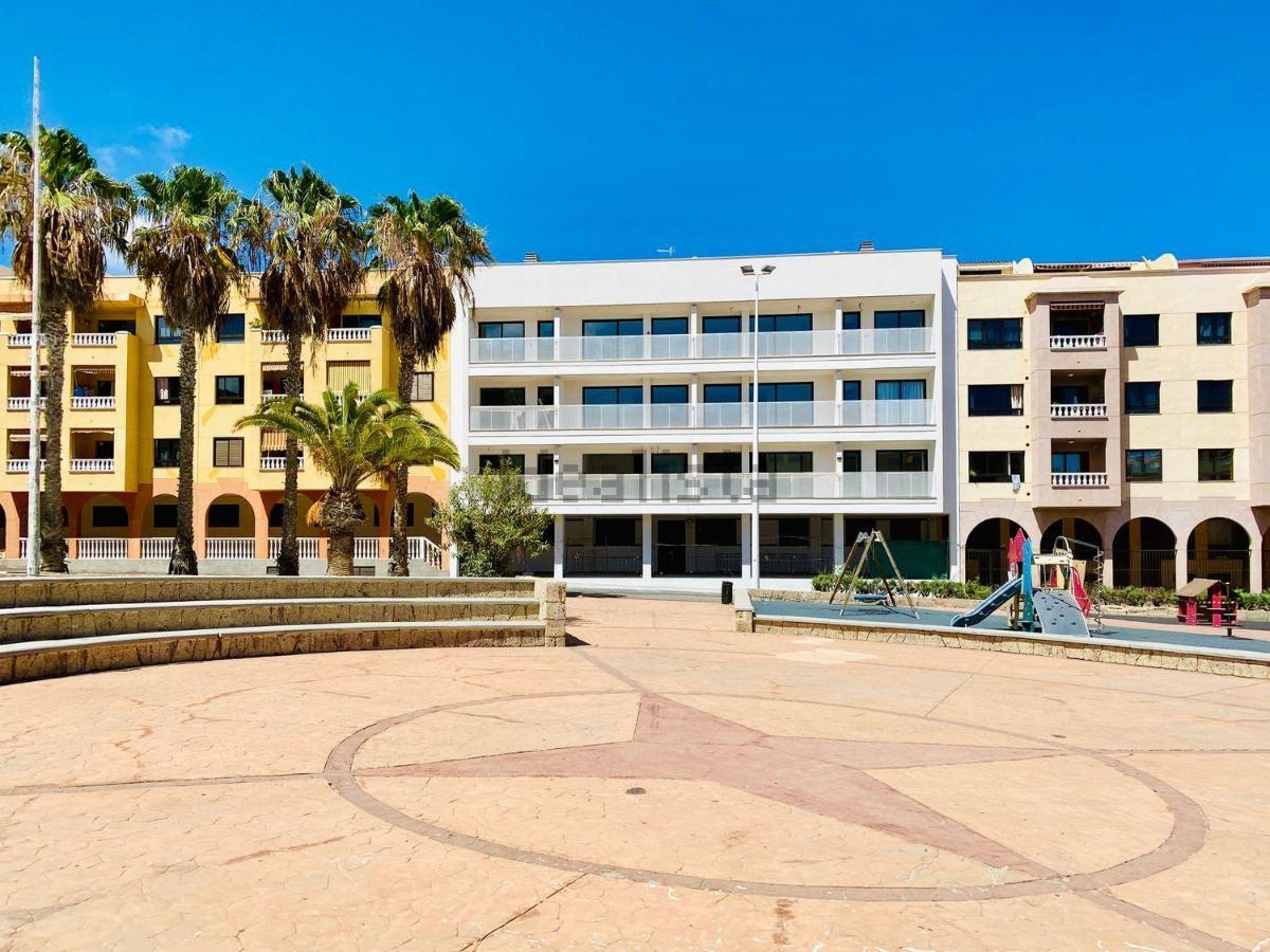 New 140M2 Loft-Style Flat At Town Heart, 3 Beaches Close Casa Leon El Médano Exteriör bild